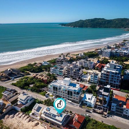 Apartamento Com 02 Dormitorios Aqui E So Trazer As Malas E Aproveitar As Ferias บอมบินญัส ภายนอก รูปภาพ