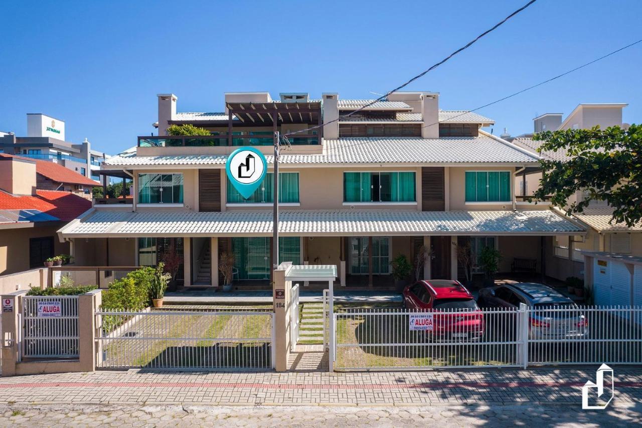 Apartamento Com 02 Dormitorios Aqui E So Trazer As Malas E Aproveitar As Ferias บอมบินญัส ภายนอก รูปภาพ